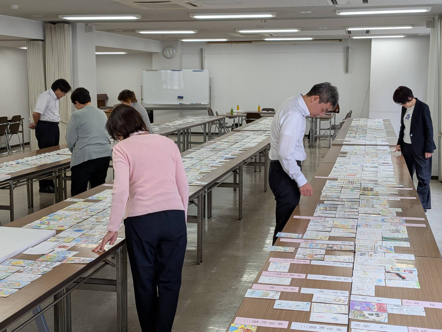千葉東法人会「第12回税に関する絵はがきコンクール」優秀作品審査会開催