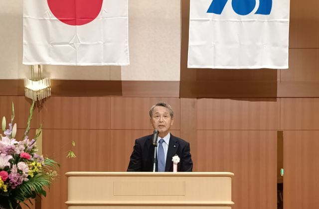 企業の繁栄と社会への貢献を目指して
